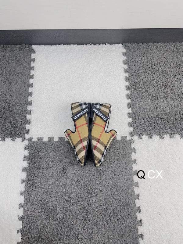 Burberry colour sz26-35 CX1004